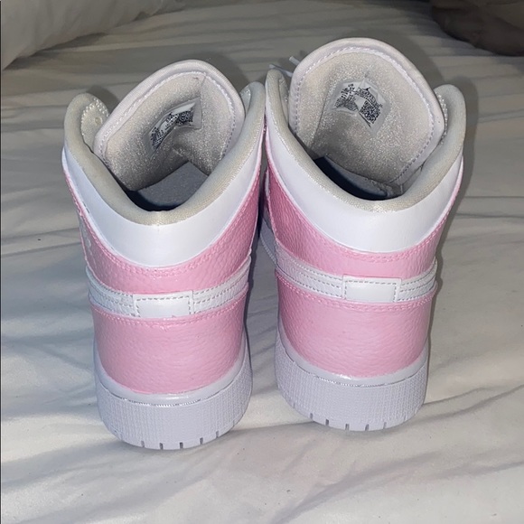 NEW Custom Air Jordan 1 mid - Picture 4 of 7